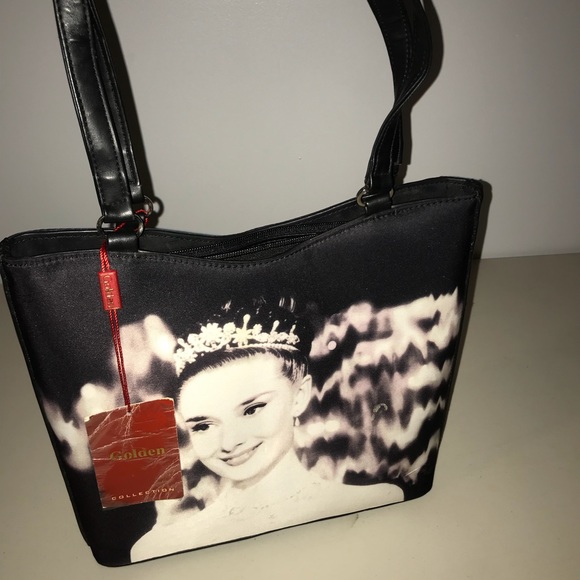 Purse - Picture 1 of 2